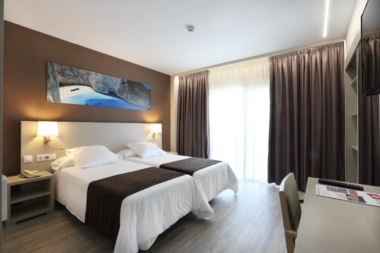 Helios Benidorm Hotel Room photo